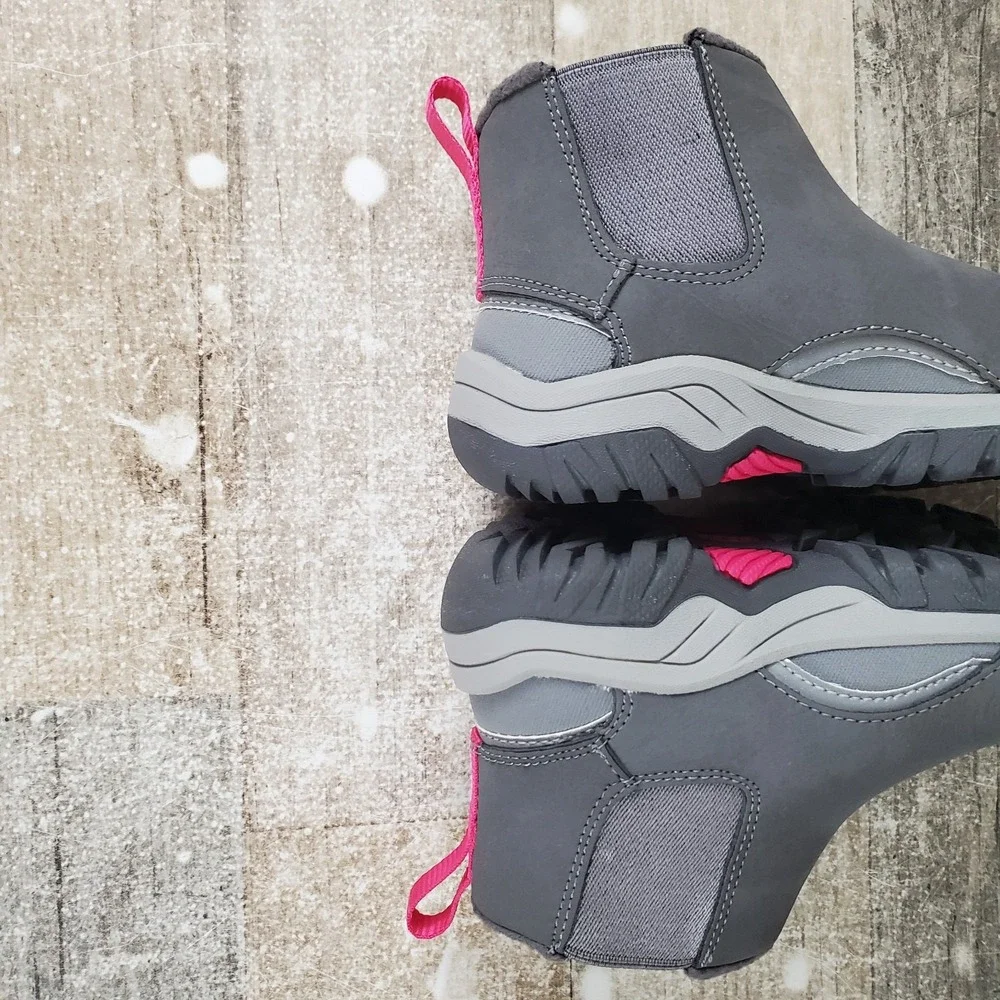 KEEN Kootenay III Kids Chelsea Booties Sz 9 Gray Leather Slip On Round Toe Ankle